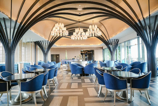 Sky Lounge