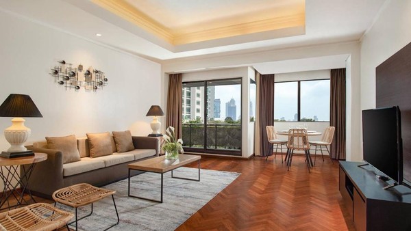 Serviced Apartment