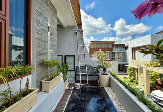 Kondominium Mewah Eksklusif