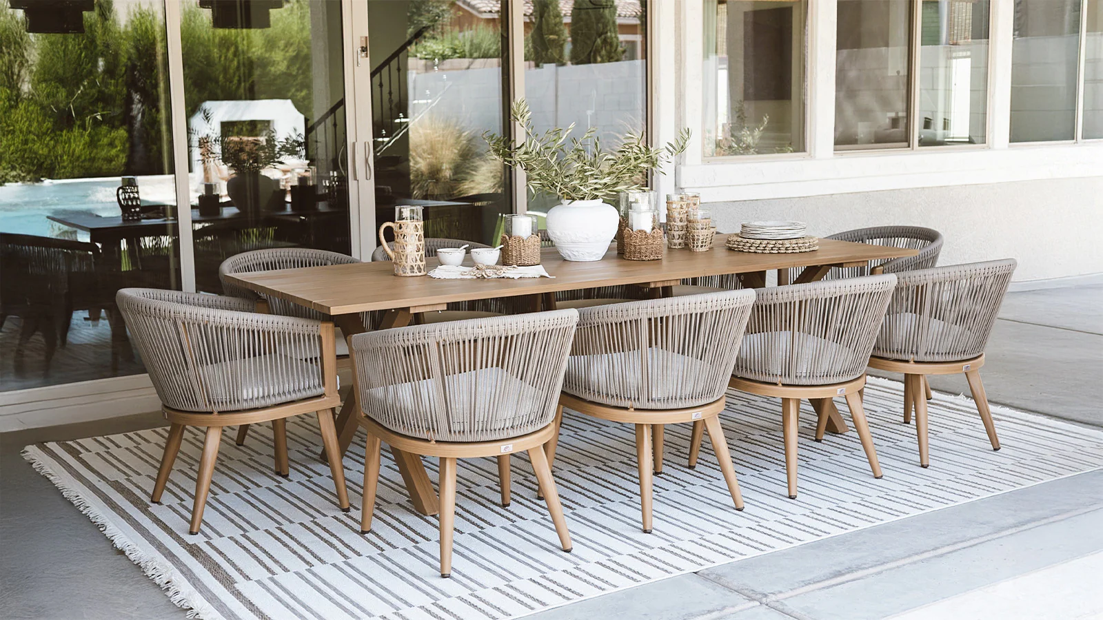 Outdoor Dining Room