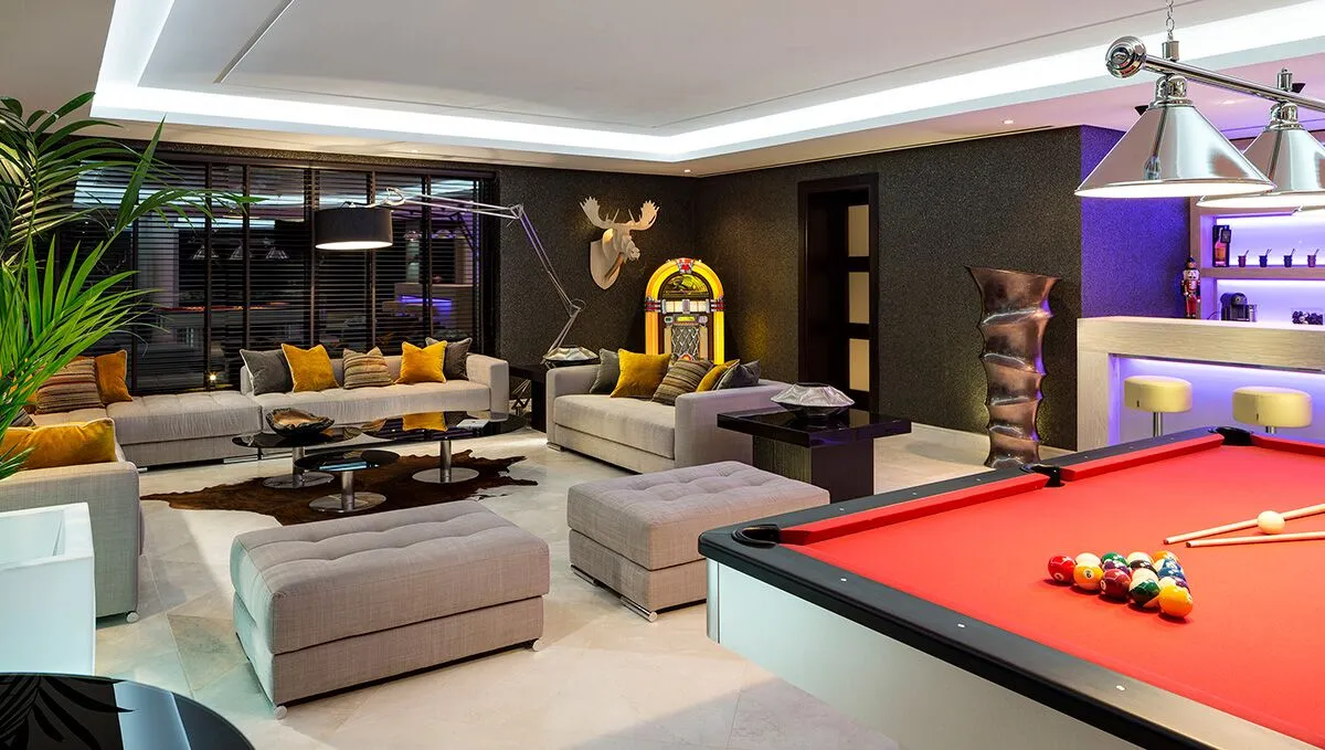 Entertainment Room
