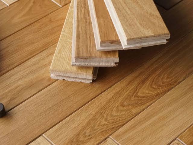 Vinyl Lantai Kayu